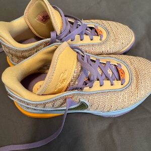 Youth Nike basketball shoes, size 6.5